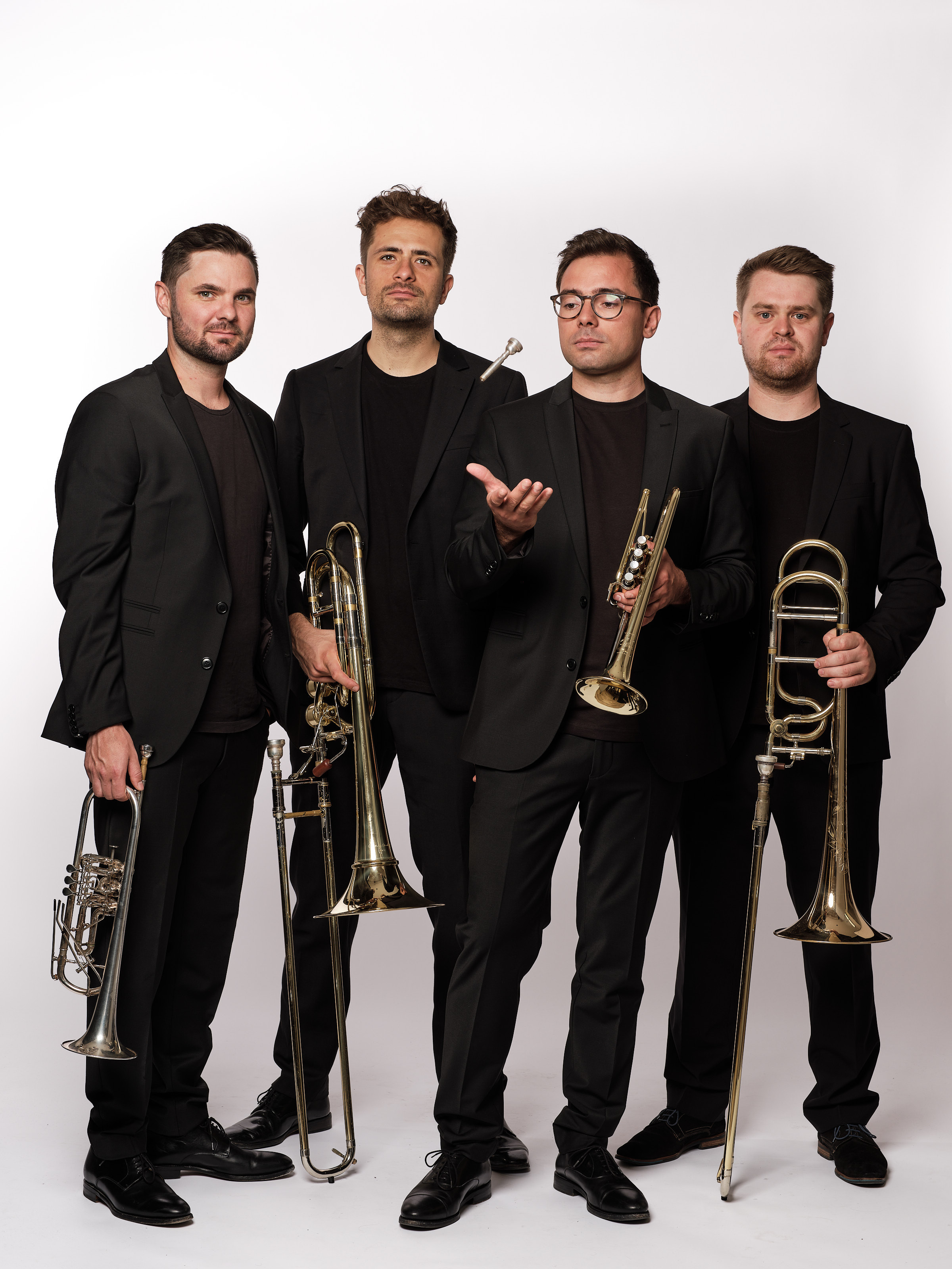 klp25_tetra-brass_1-(@rodrigo-stix)-1745931178.jpg