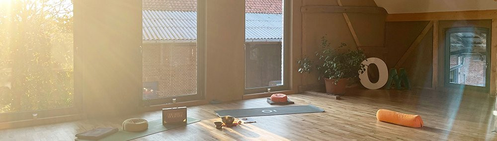 klp23_yoga_banner.jpg